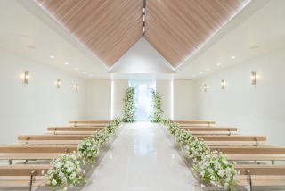 小さな結婚式　松山店_チャペル外観＆ガーデン