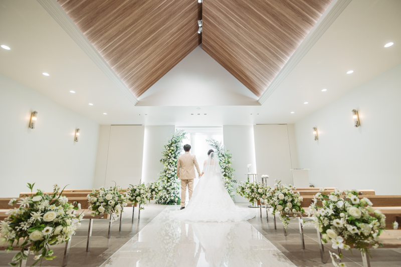 ★基本料金50%OFF★洋装１着_チャペルフォト＋会食プラン｜全データ＆6名分のお食事代付き☆