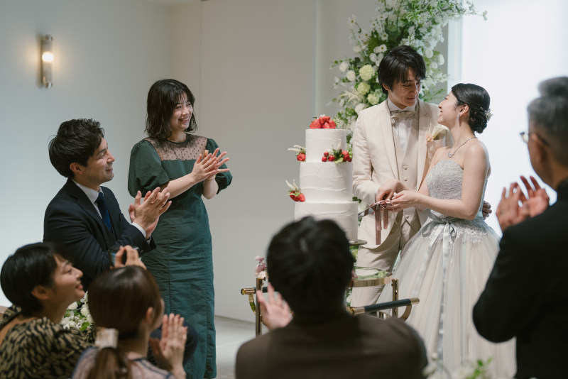 【よくばりプラン】ウェディングドレスもカラードレスも着たい方へ☆衣装チェンジ5分・撮影時間1時間！全データ50カット以上＊