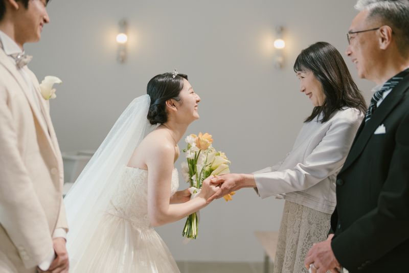 ★基本料金50％OFF★洋装１着_チャペルフォト＋会食プラン｜全データ＆6名分のお食事代付き☆