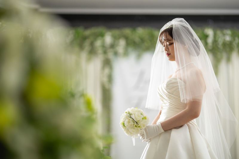 【よくばりプラン】ウェディングドレスもカラードレスも着たい方へ☆衣装チェンジ5分・撮影時間1時間!全データ50カット以上*