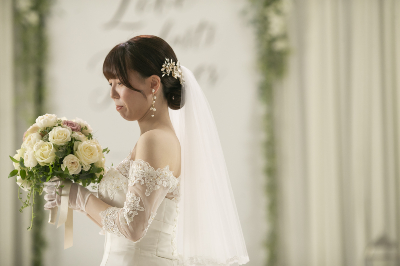 ★基本料金50%OFF★洋装1着_チャペルフォト+会食プラン|全データ&6名分のお食事代付き☆