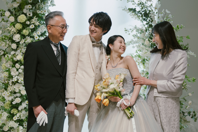 【よくばりプラン】ウェディングドレスもカラードレスも着たい方へ☆衣装チェンジ5分・撮影時間1時間！全データ50カット以上＊