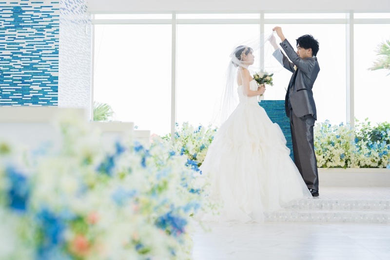 挙式風ベールアップ