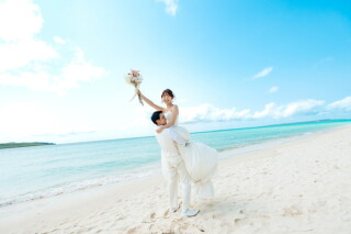 【チャペル＆ビーチ】～シギラミラージュチャペル～