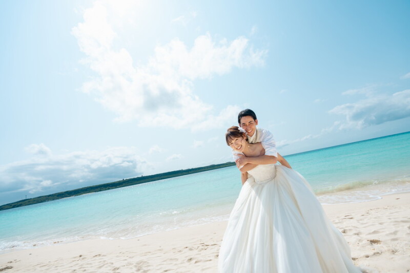 バックハグで幸せいっぱい♡