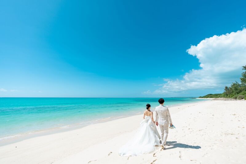 ミヤコブルーと言われる海で♡