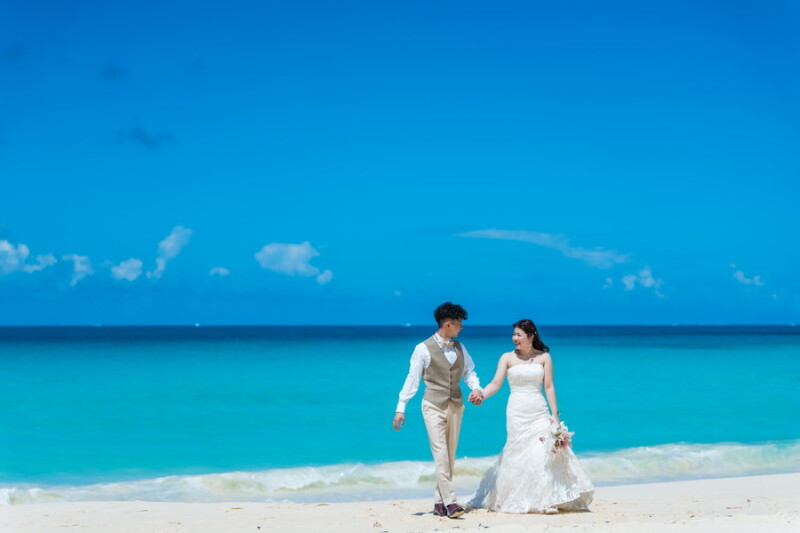 CREATIVE STUDIO 宮古島 byワタベウェディング_海で撮影できる