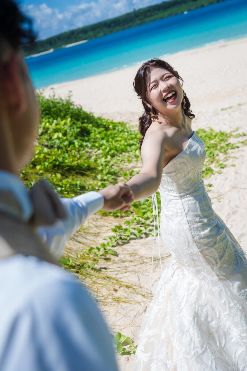 CREATIVE STUDIO 宮古島 byワタベウェディング_海で撮影できる