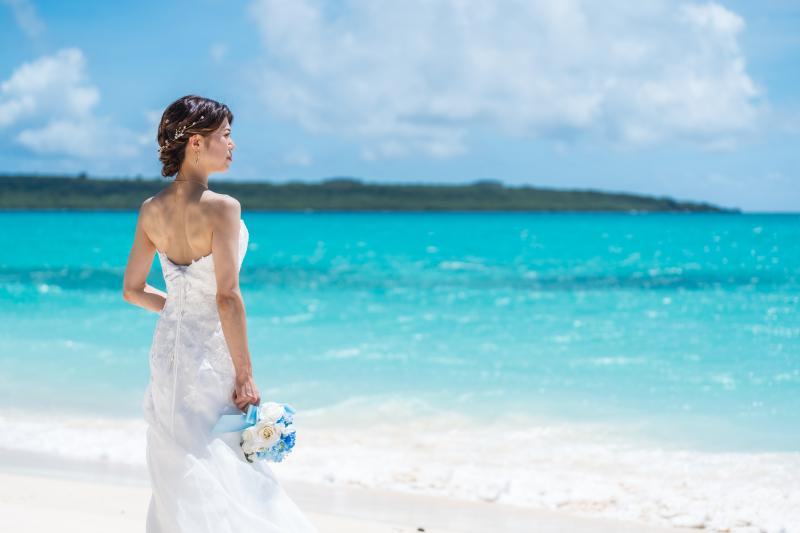 CREATIVE STUDIO 宮古島 byワタベウェディング_海で撮影できる