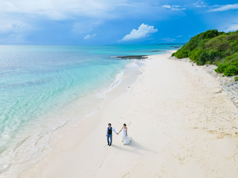 ☆フォトレイト限定!☆ドローン撮影付きビーチ&グリーン100カット*お手軽4.5時間撮影*ドレス50着からフリーチョイス!