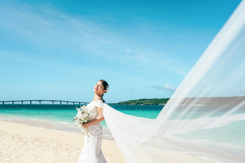 お色直し 披露宴 前撮り ドレス 結婚式 街撮り ビーチ フォト