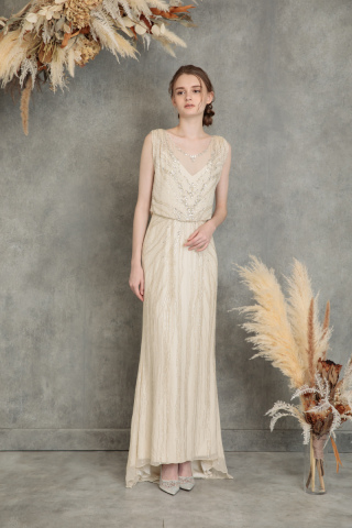 LIM005 JENNY PACKHAM Alisia