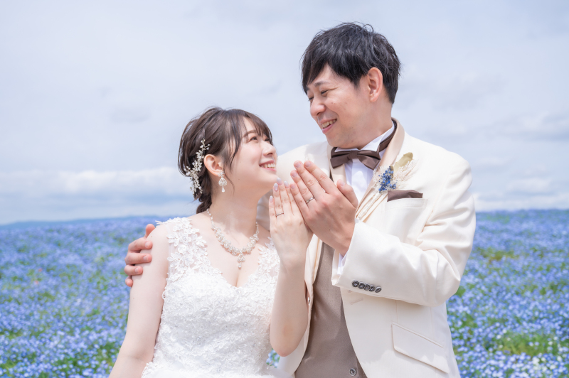 この季節だけの一面のネモフィラ