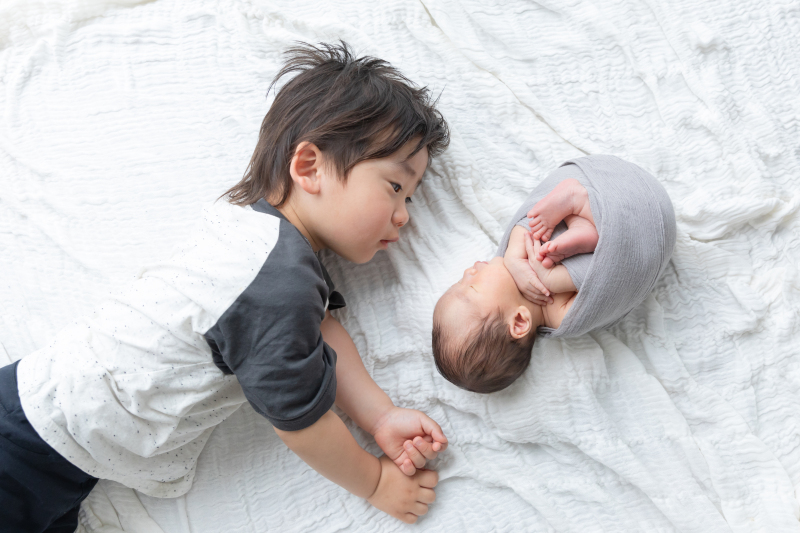 兄弟で仲良くお昼寝