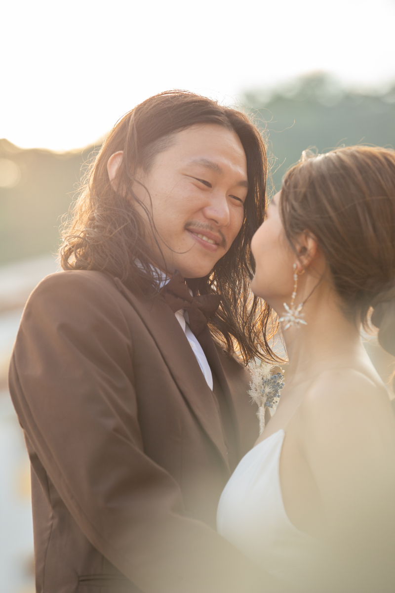 奥様を見つめる姿。