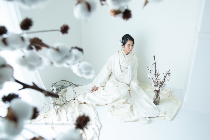 スタジオならではの前ボケを使った大人な一枚