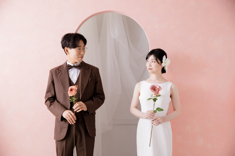 アーチの前で韓国風ショット