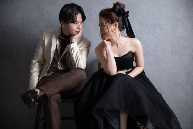 ロングのリボンでコーディネートを引き締め