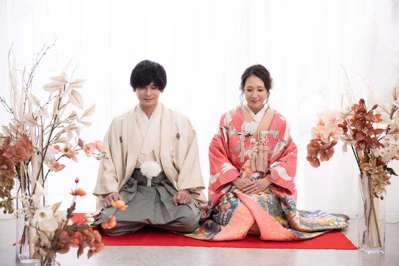 可愛らしいピンクの色打掛で