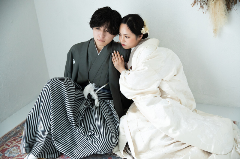 遠くを見つめて