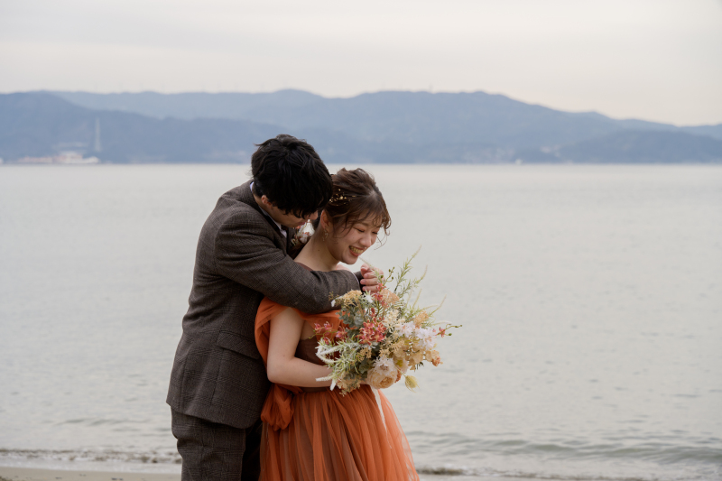 日が暮れていく中で