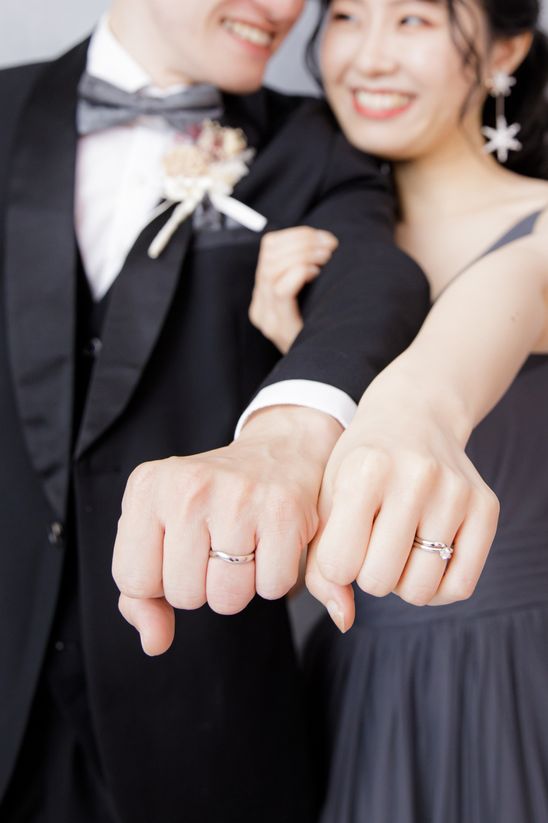 指輪をメインに