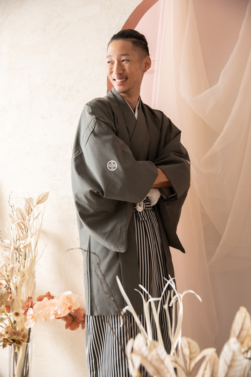 かっこよく決める新郎様