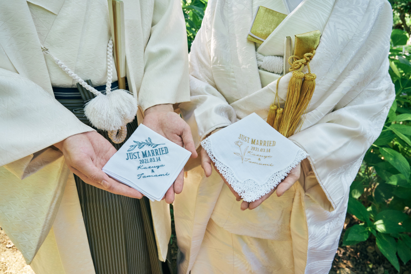 二人の思い出の小物を一緒に♪