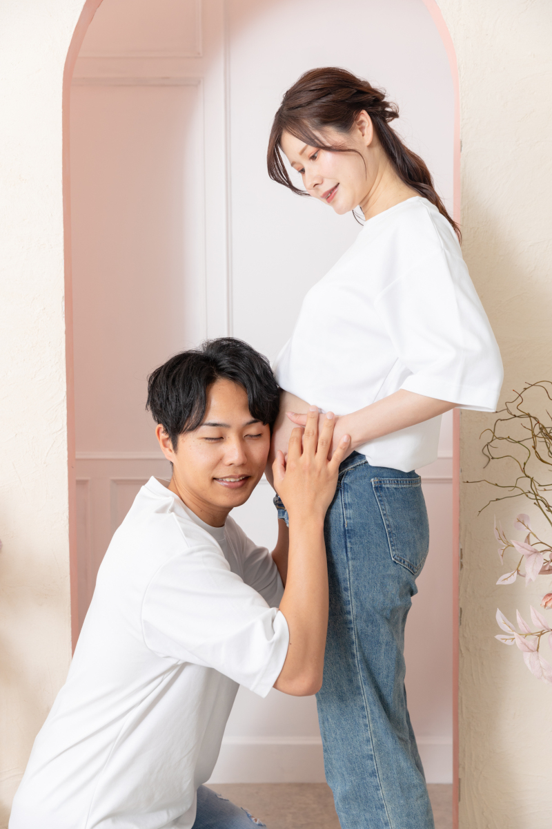 お腹に耳をあてて