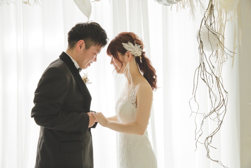 自然光で撮る自然な二人の写真