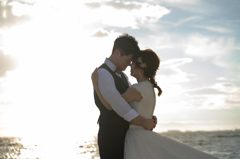 ビーチフォトでお二人らしい前撮り♪