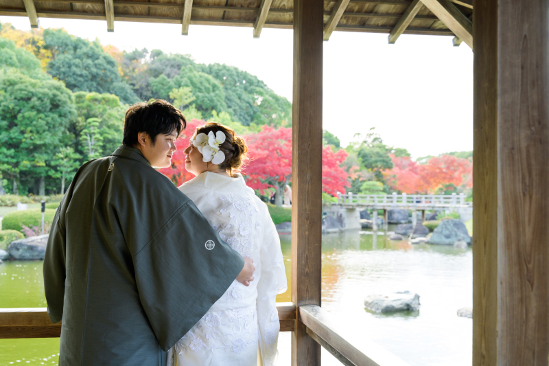 後ろ姿も華やかに♪