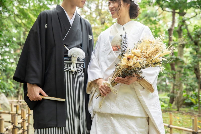 和装にもブーケを