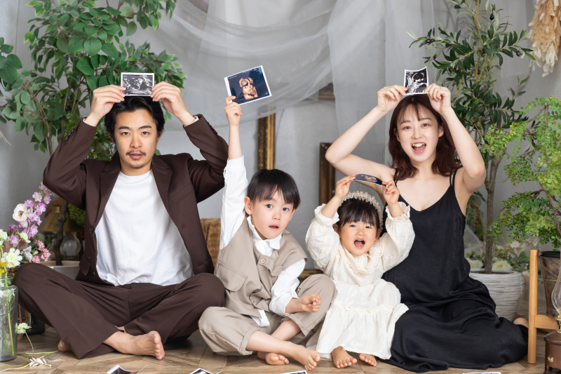 みんなでワイワイ賑やかなマタニティ撮影◎