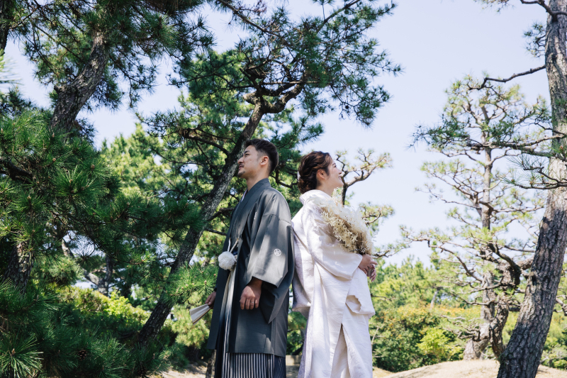 春の和装庭園で