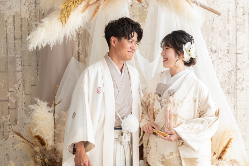 和装もドレスも楽しめるスタジオ撮影♪