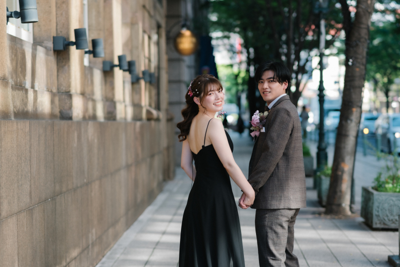 【和装スタジオ＋洋装ロケーション】自然な笑顔のお二人