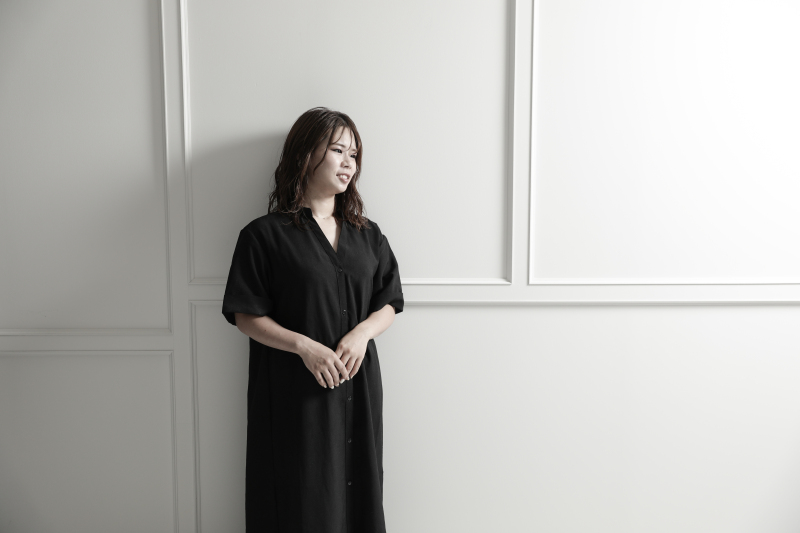 布　元　愛　里