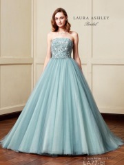 ニュアンスカラー　トレンドドレス