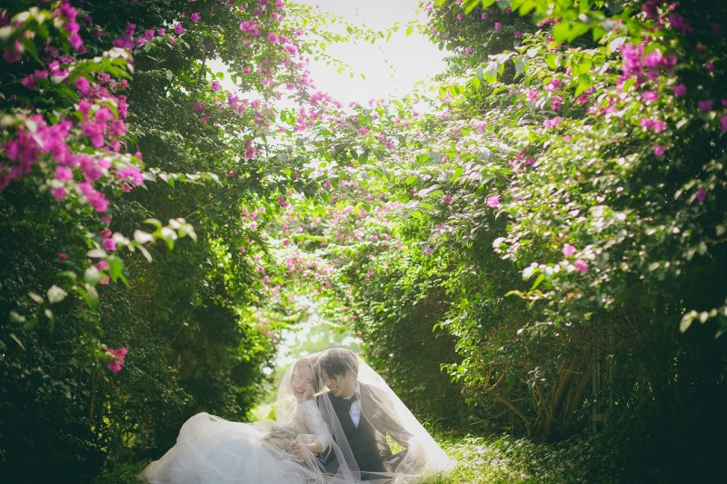 お二人らしい笑顔あふれる撮影風景