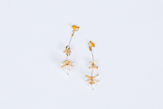 洋装アクセサリー