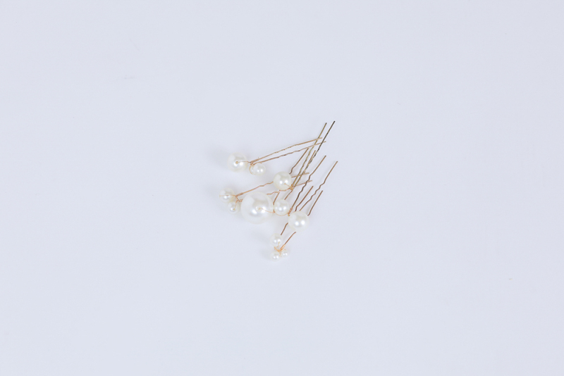 洋装アクセサリー