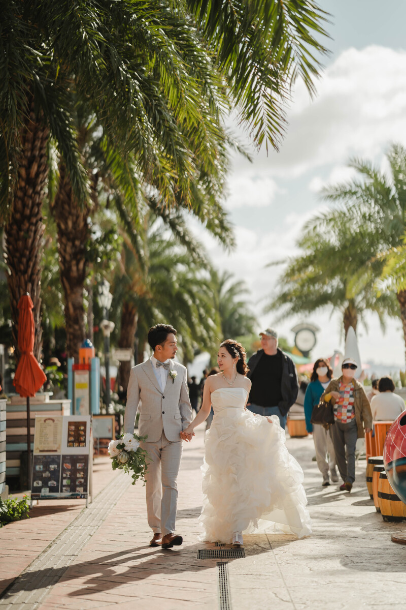 アメリカンビレッジを歩きながら