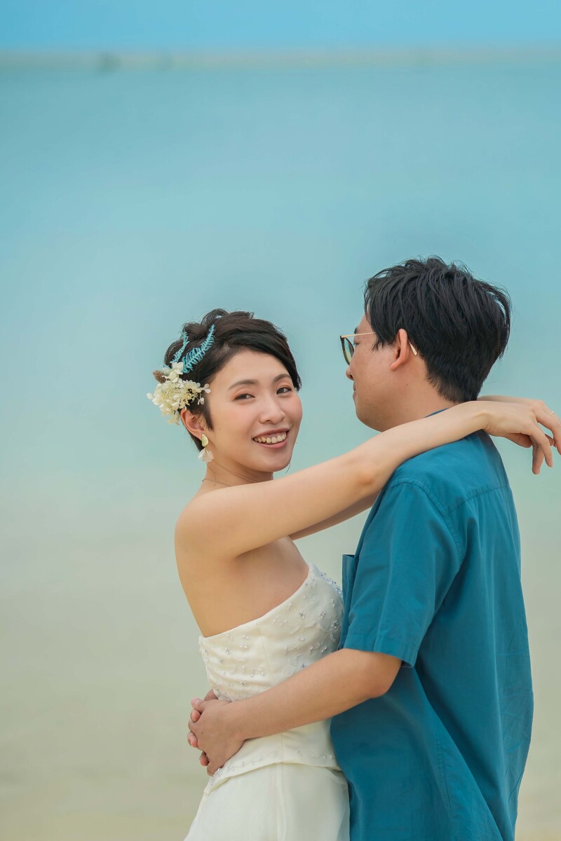 ショートヘアも華やかにおしゃれに