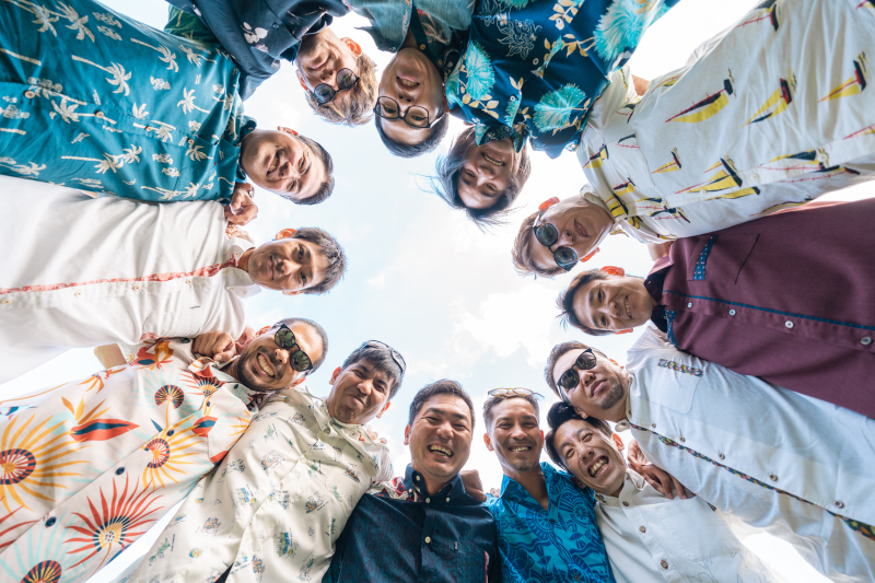 みんなに囲まれて