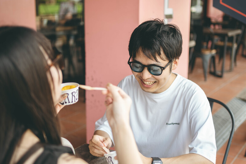 食べさせ合いっこ