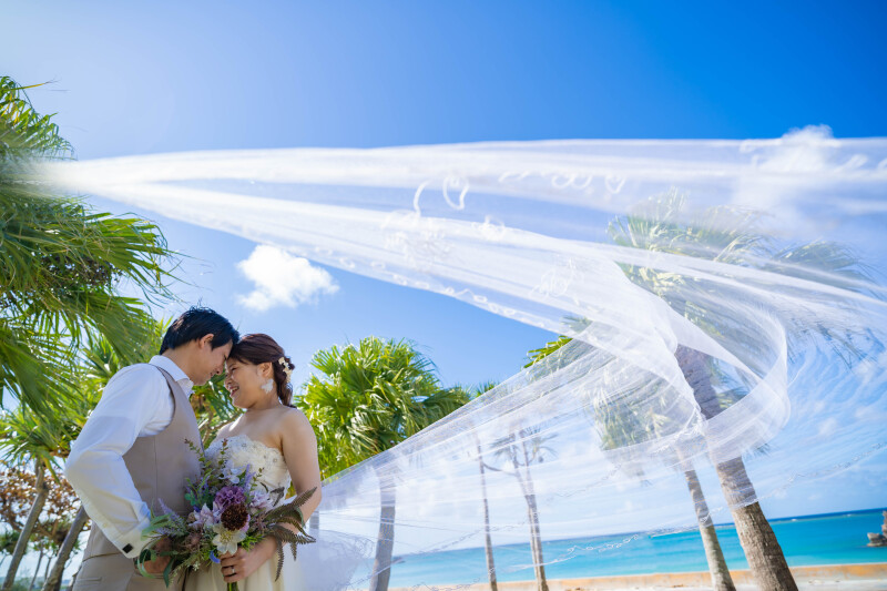 ベールをに包まれて