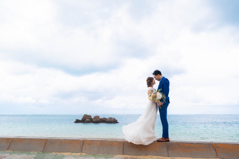 雨宿りしながら