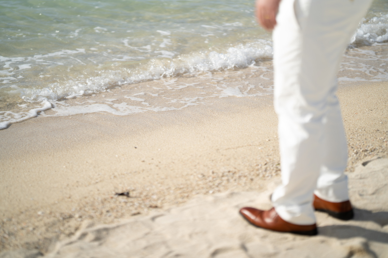 沖縄の海に近づいてみる